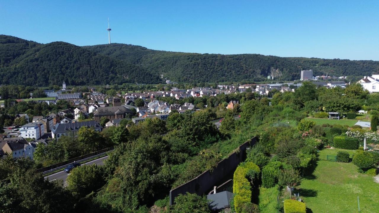 Ferienwohnung Rhein-Panorama 라한슈타인 외부 사진