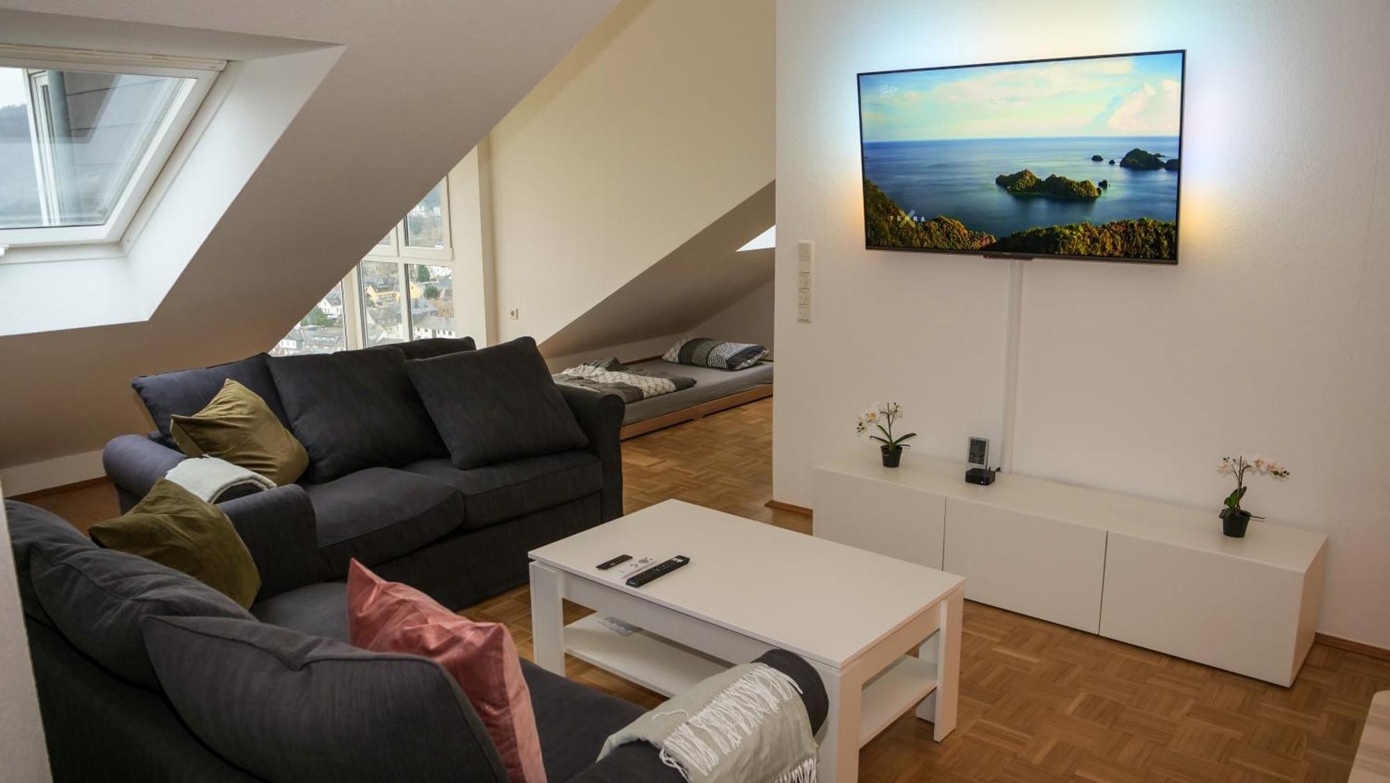 Ferienwohnung Rhein-Panorama 라한슈타인 외부 사진